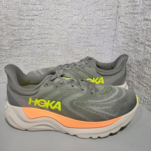 Hoka One One Arahi 8 Men\'s Size US 9.5D Asphalt Gravel Athletic Running Sneakers